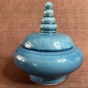 Vintage Turquoise Ceramic Bowl with Lid – Beehive Style, 9.75″ × 9″, Excellent